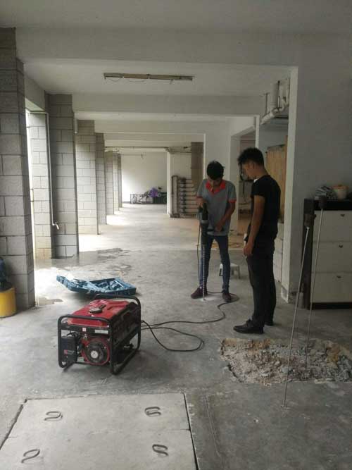 地下通道伸缩缝堵漏